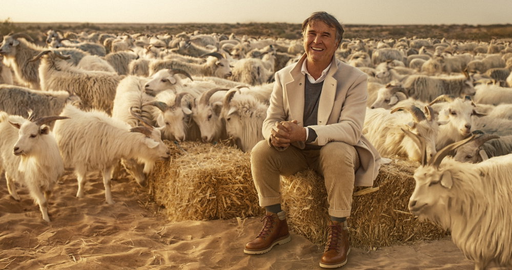 Fotogramma Dal Film, Con Brunello Cucinelli Tra Le Capre Cashmere In Mongolia (1)