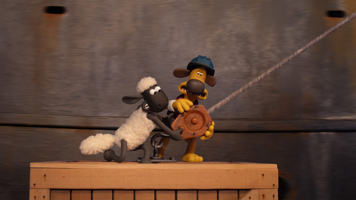 Shaun The Sheep The Beast Of Mossy Bottom Stills Press Photos 4372X2459 S T S B E A S T E P Plus 165 05300 Shaun Bitzer Pulling Jpg